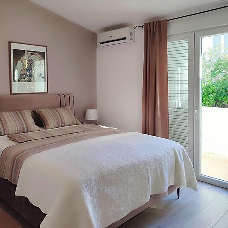 Apartments Divna Baska Voda Luaran gambar