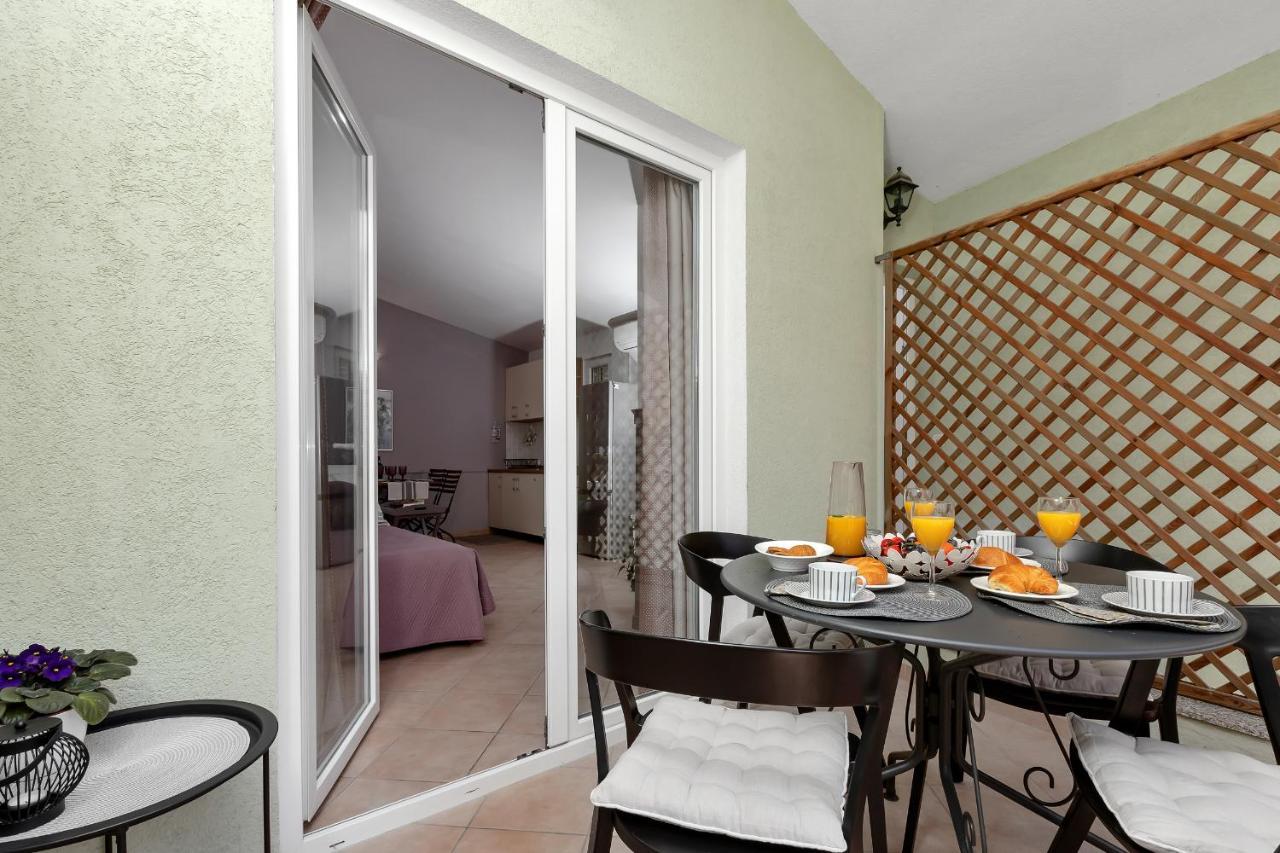 Apartments Divna Baska Voda Luaran gambar