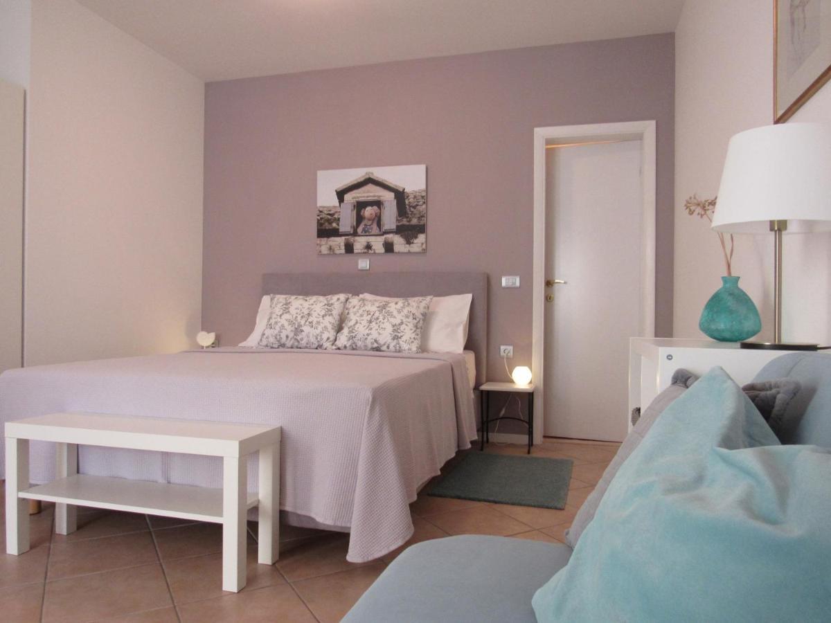 Apartments Divna Baska Voda Luaran gambar