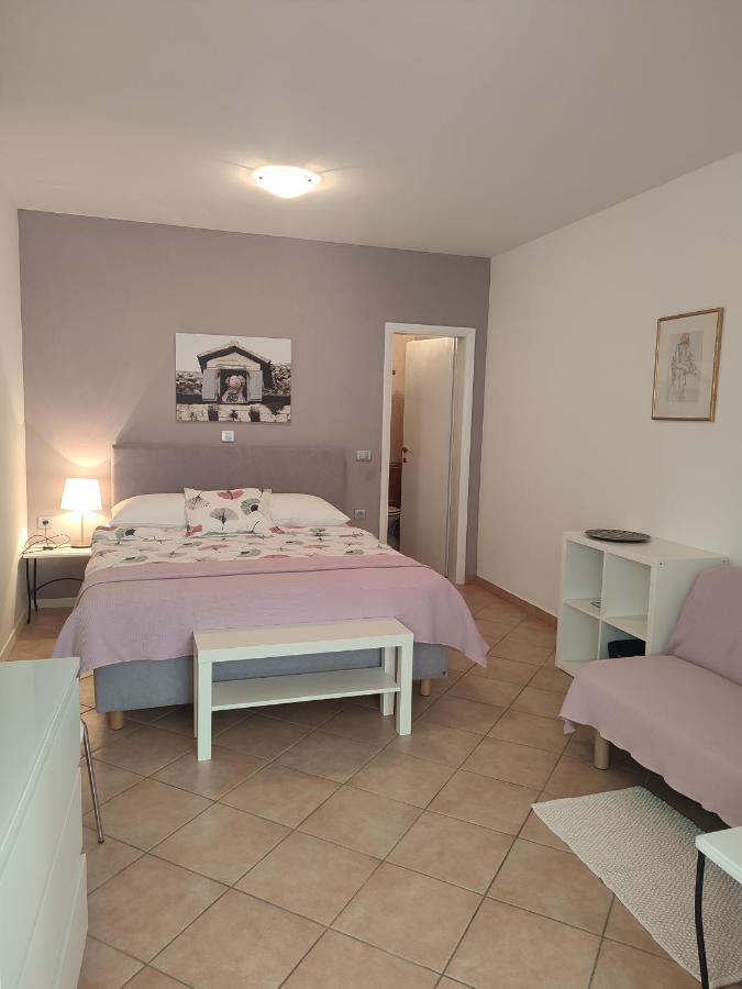 Apartments Divna Baska Voda Luaran gambar