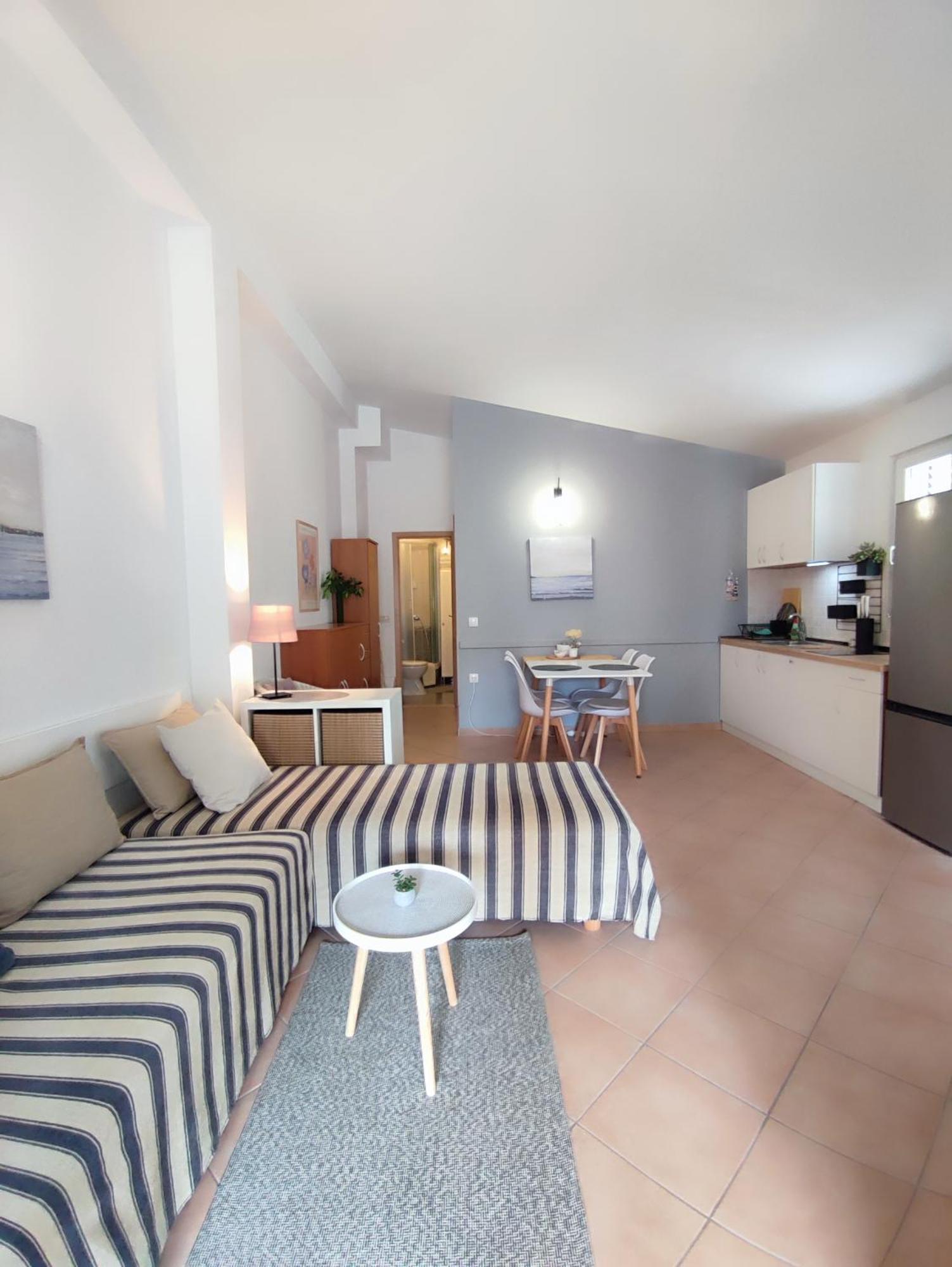 Apartments Divna Baska Voda Luaran gambar