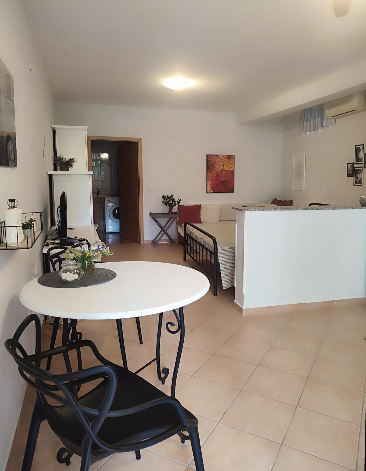 Apartments Divna Baska Voda Luaran gambar