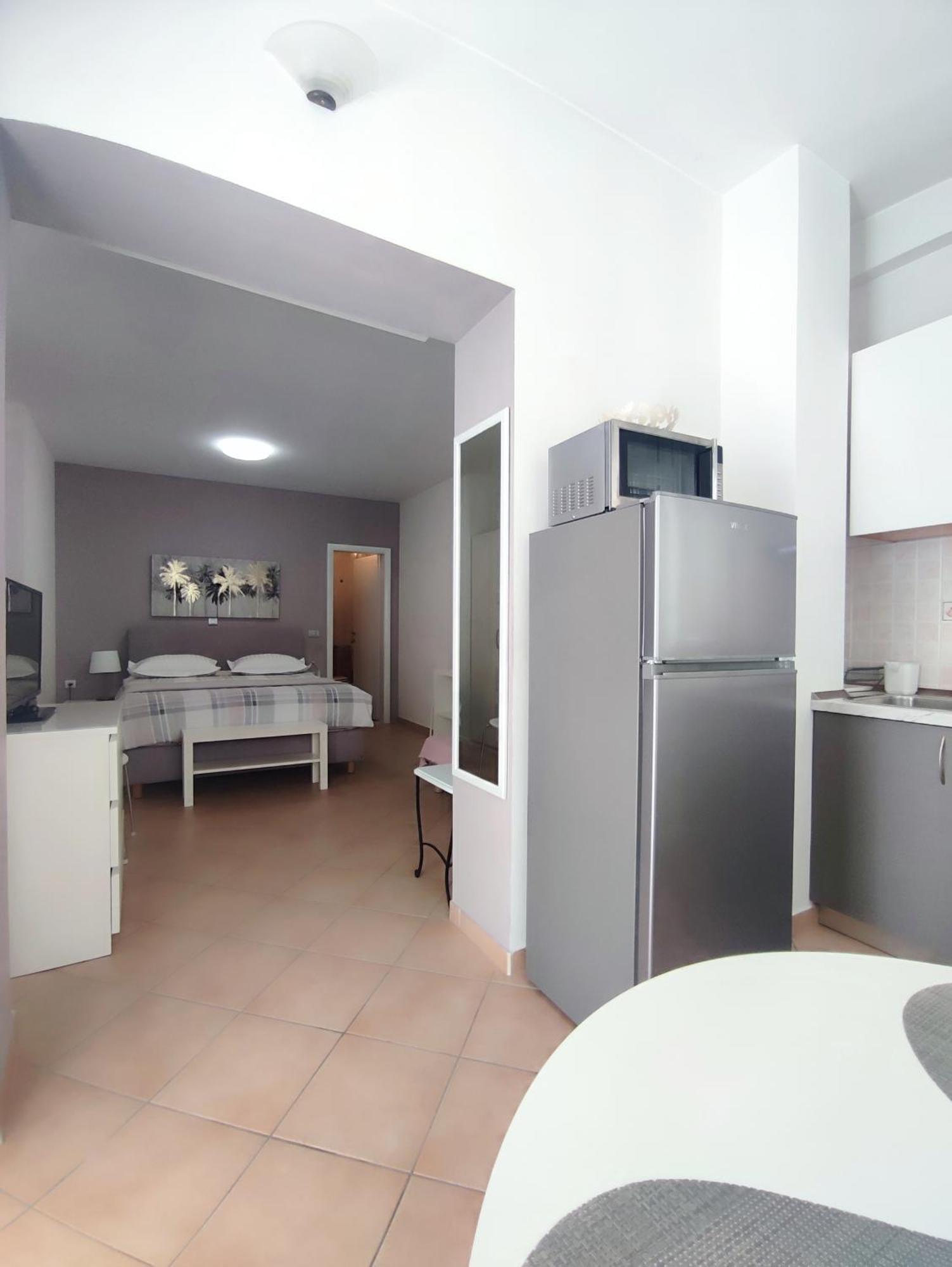 Apartments Divna Baska Voda Luaran gambar