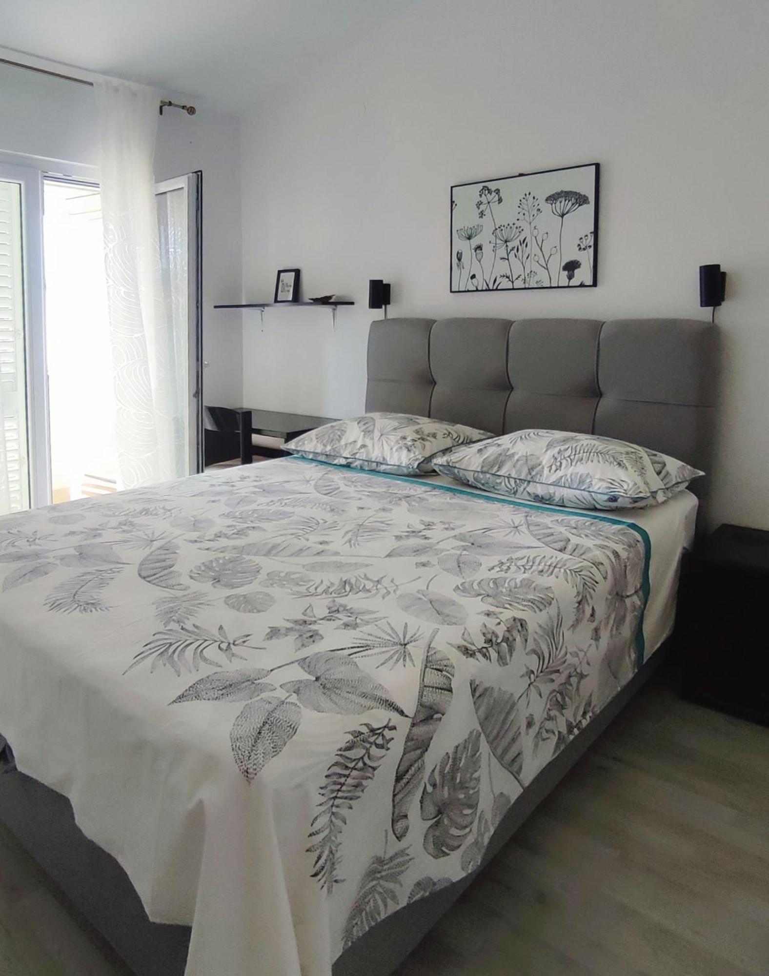 Apartments Divna Baska Voda Luaran gambar